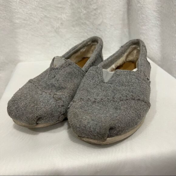 TOMS Wool Classic Slip-On  - Picture 2 of 12